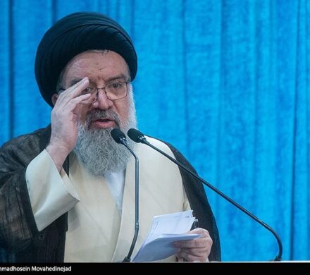 خاتمی: ملت ایران ذلت‌پذیر نیست/ بسیج یک فرهنگ است