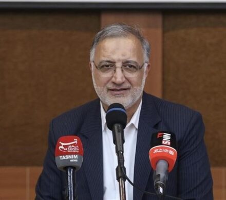 زاکانی: ۱۶ درصد از تورم کشور مستقیماً مرتبط با عملکرد بانک آینده بوده است