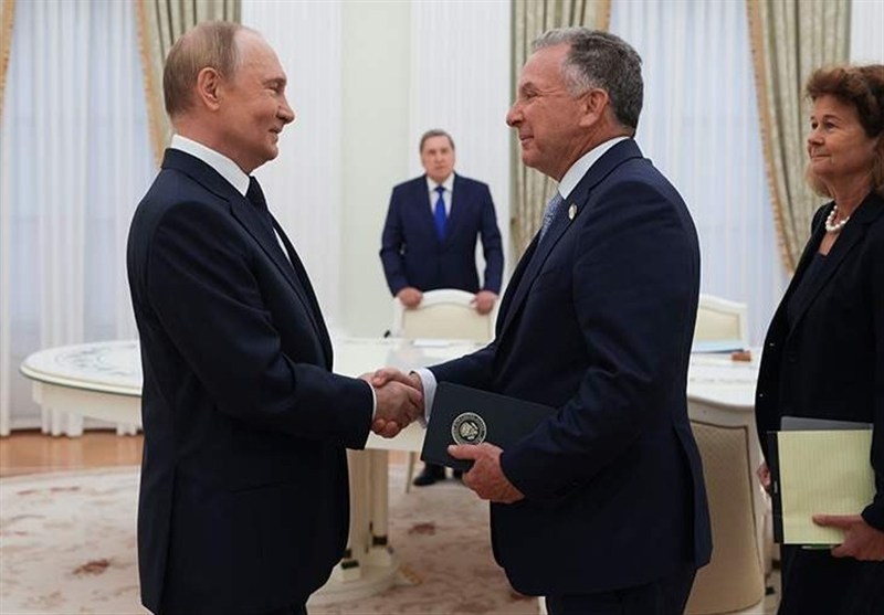 مذاکرات پنهان پوتین با نمایندگان ترامپ در مسکو و بازآرایی ژئو - اقتصادی اروپا