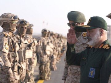 بازدید فرمانده نیروی زمینی سپاه از رزمایش سهند۲۰۲۵