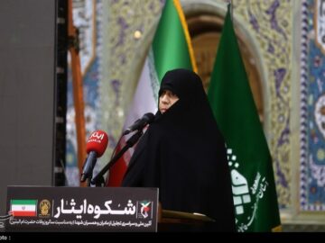 انقلاب اسلامی؛ جرعهنوش کوثر فاطمی و بنیانگذار الگوی نوین زن