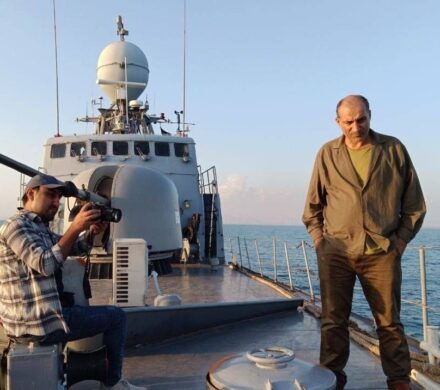 روایتی واقعی از ۲۶ ساعت زندگی در آب سرد خلیج فارس / “عمق میدان” در سینما حقیقت