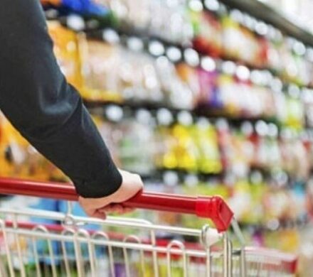 نوسان قیمت در بازار کالاهای اساسی ارومیه؛ وقتی نظارت ها چاره ساز نیست