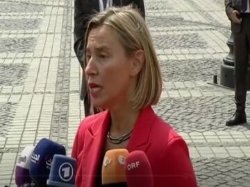 پس‌لرزه‌های یک رسوایی؛ موگرینی استعفا داد