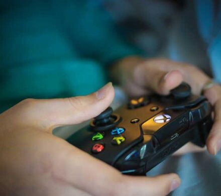 تلاش بازی‌سازان ایرانی در چنبره تحریم، فیلترینگ و بی‌ثباتی اقتصادی