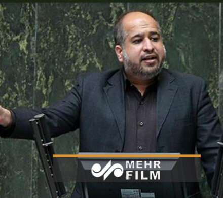 خضریان: مجلس مقصر است؛ نباید با دولت همراهی میکردیم