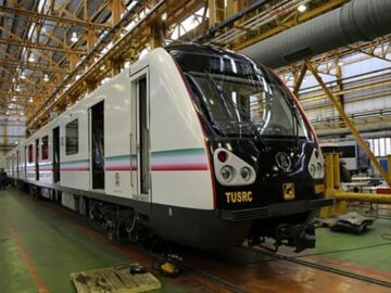 مراسم افتتاح دو رام قطار مترو ملی آغاز شد