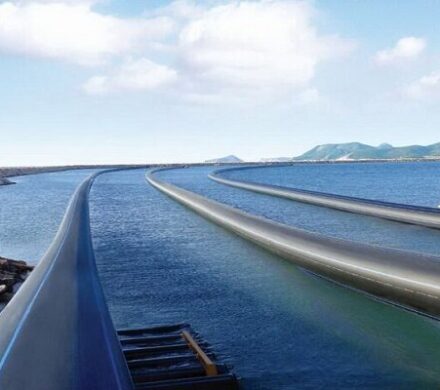 فولاد مبارکه اصفهان به خط انتقال آب خلیج فارس متصل شد