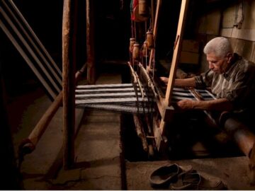 بینوا: زیرساخت‌های تولیدی نساجی سنتی در کاشان تقویت شود