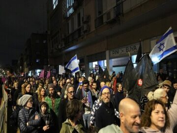 تظاهرات صهیونیستها برای عدم عفو نتانیاهو