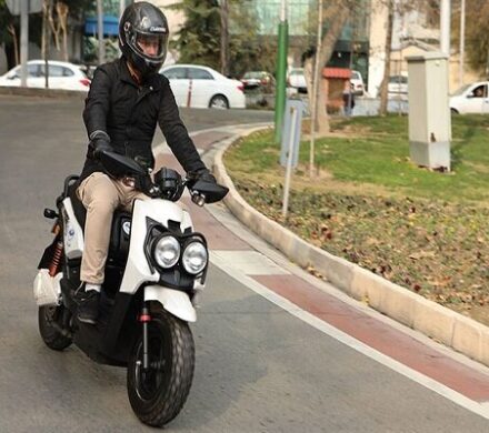 راکبان موتورسیکلت‌های برقی باید گواهینامه داشته باشند
