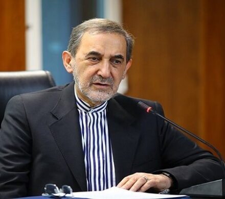 ولایتی: بیانیههای سیاسی واقعیت مالکیت جزایر ایرانی را تغییر نمیدهد