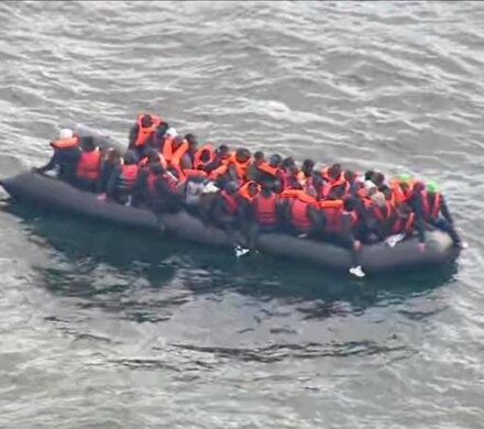 مرگ دستکم ۱۸ نفر در قایق مهاجران در جنوب یونان