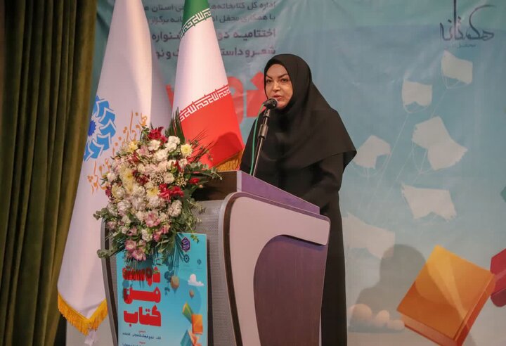 اسناد ملی در خدمت پژوهشگران؛ غرفه کتابخانه ملی در همدان فعال شد