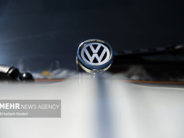 فولکسواگن زیر فشار چین و آمریکا؛ بازنگری در هزینهها و راهبرد پورشه
