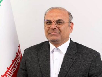 لک‌علی‌آبادی: بازنشستگان فرهنگی سال ۱۴۰۱ از حقوق قانونی خود محروم ماند