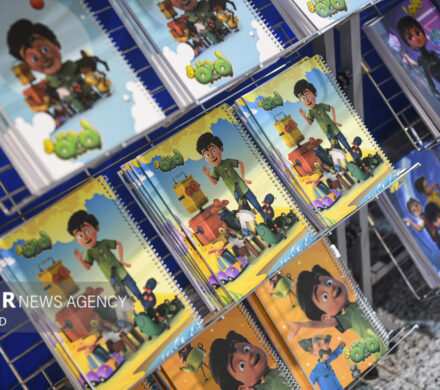 حمایتنکردن از شخصیتهای ایرانی، تضعیف هویت ملی است