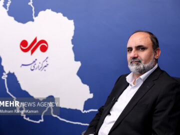 سردار رحمانی: ریل‌گذاری راه‌آهن ایرانشهر – خاش به پایان رسید