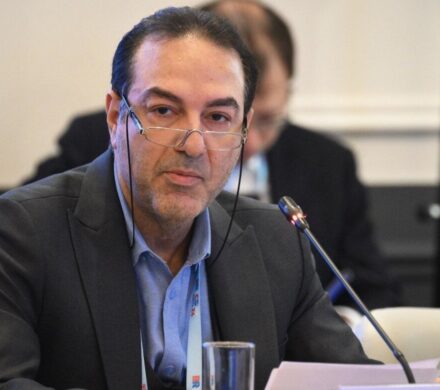 اعتراض رئیسی به تبلیغات دمنوش های لاغری در رسانه ملی