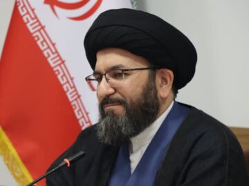 حسینی: تعامل سازنده قوا شرط تحقق مطالبات مردم است