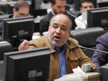 خضریان: مشکلات صنفی و رفاهی دانشجویان باید رفع شود