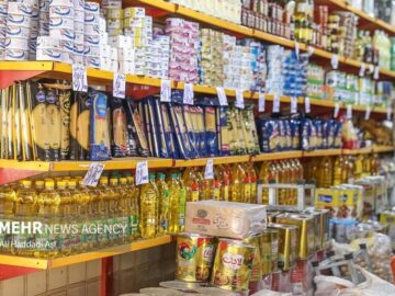 ناتوانی مدیریت در بازار کالاهای اساسی+جدول قیمت کالاهای اساسی
