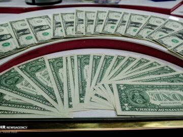 خودرو ۵.۹ میلیارد دلار، ارز گرفت