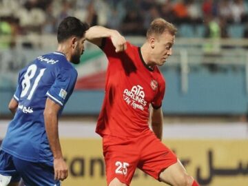 تساوی تراکتور و استقلال خوزستان در نیمه اول