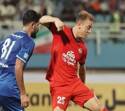 تساوی تراکتور و استقلال خوزستان در نیمه اول