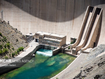 ۴۰ میلیون متر مکعب آب صنایع باید به زاینده رود برگردانده شود