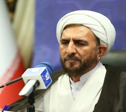 مظفری: شهدا با الهام از مکتب کربلا حقانیت جمهوری اسلامی را تثبیت کردند