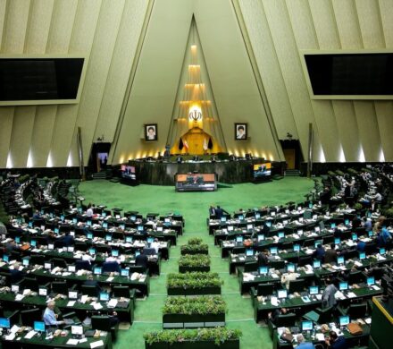 تذکر ۶۰ نماینده؛ از افزایش قیمت کالاهای اساسی جلوگیری شود