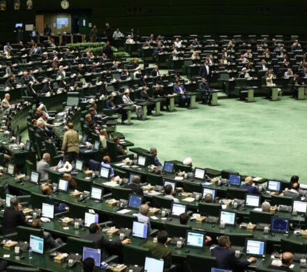 بررسی علل آتش‌سوزی جنگل‌های هیرکانی در دستورکار هفته جاری مجلس