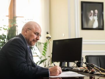 قالیباف درگذشت پدر حسین طائب را تسلیت گفت