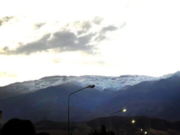 بارش برف در ارتفاعات و مناطق کوهستانی اطراف کاشان