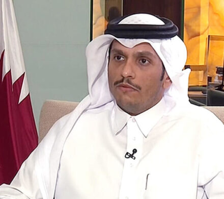 نخست وزیر قطر: آتش بس غزه بدون عقب نشینی کامل اسرائیل امکان پذیر نیست