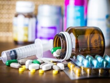 نظام دارویی کردستان زیر ذرهبین؛ هشدار درباره قاچاق دارو