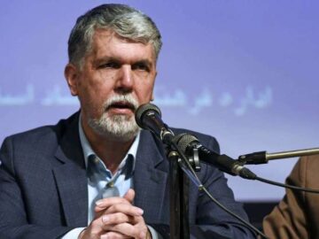 صالحی در دانشگاه تربیت مدرس با دانشجویان گفتگو کرد