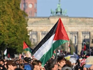 مروری بر کتاب «اسرائیل، آن شر مطلق» در روز جهانی همبستگی با فلسطین