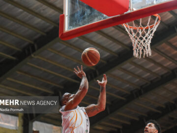 مهگل تنها میزبان بازنده در هفته دهم لیگ برتر بسکتبال
