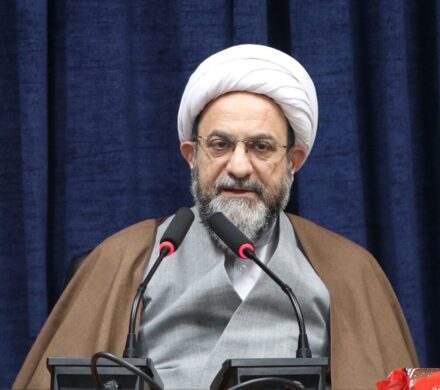 مصباح: پایبندی به محور ولی فقیه، کلید تحقق انسجام ملی است