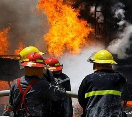 محتشمیان: مجموعه تجهیزات امداد و نجات آتش نشانی کاشان بومی سازی شد