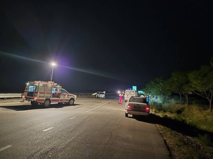 هاشمی: تصادف در آزادراه زنجان-تبریز سه مصدوم و دو فوتی برجا گذاشت