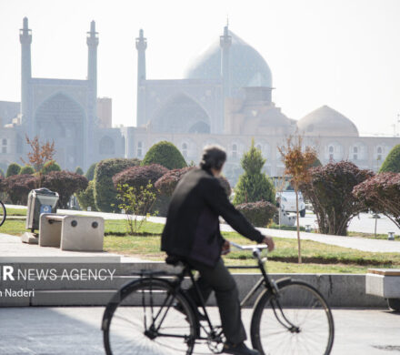 زور باران به آلودگی هوای اصفهان نرسید