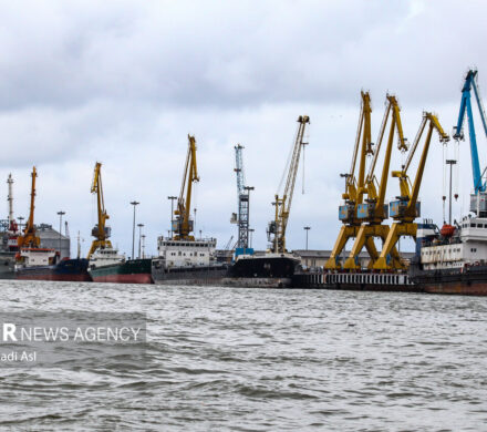 شتاب در اجرای گمرکات تخصصی در مناطق آزاد با توافق دبیرخانه و گمرک