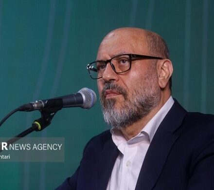 دهقان: علم، ایمان و عمل جهادی مسیر جهش کشور است