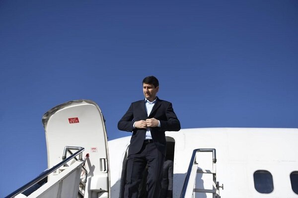 وزیر ارتباطات به همراه رئیس‌جمهور به یاسوج سفر کرد