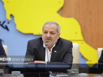 تأکید وزیر آموزش و پرورش بر استفاده نظام‌مند از ظرفیت فرهنگیان پیشکسوت