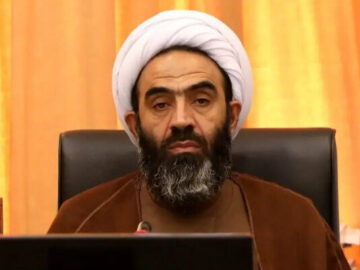 موج‌سواری حسن روحانی در بحبوحه مشکلات مردم؛ حنای او دیگر رنگی ندارد