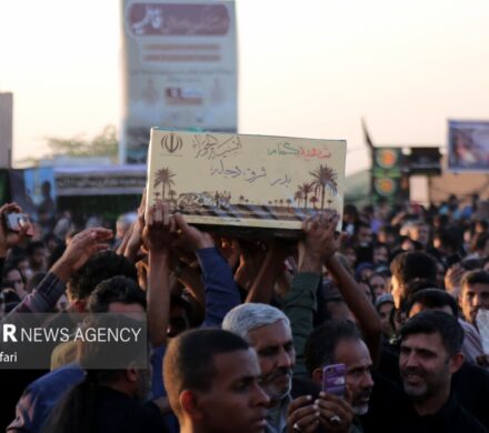 تشییع باشکوه پیکر شهید گمنام هشت سال دفاع مقدس در هشتبندی